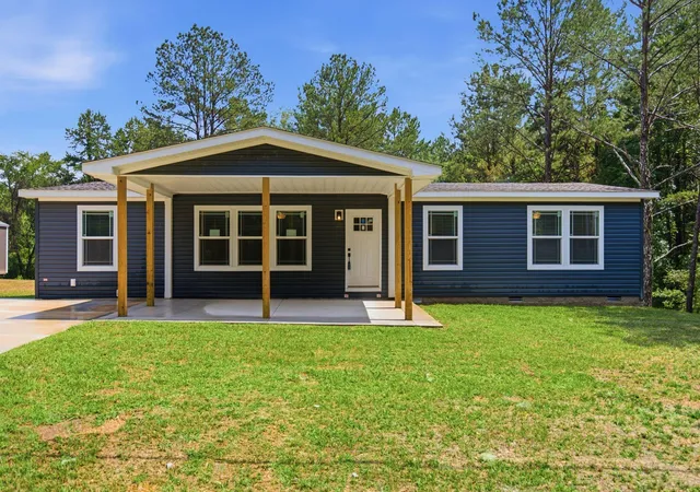 Photo 1 of Single family home for sale at 200 Sable Rd, Spring City, TN 37381 | MLS# 1533267 | Listing updated on 2026-07-11