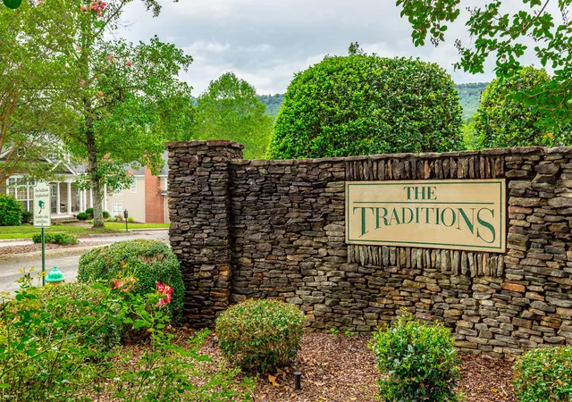 Homes for sale in Chattanooga, TN | 810 Younger Cir, Chattanooga, TN 37415 | MLS# 1533346