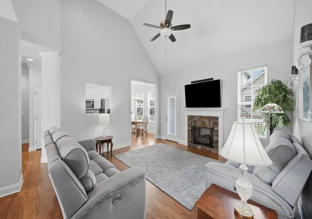 Photo 2 of Sale Pending at 2824 Firethorne Ln, Chattanooga, TN 37421 | MLS# 1533296 | Listing updated on 2026-08-25