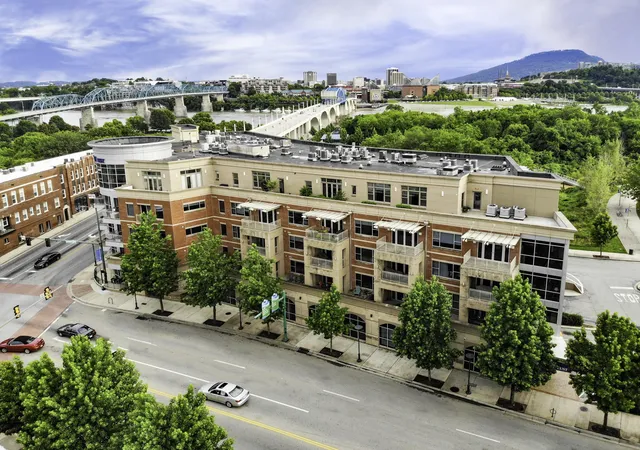 Homes for sale in Chattanooga, TN | 4 Cherokee Blvd #421, Chattanooga, TN 37405 | MLS# 1533491
