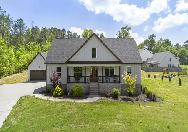 Homes for sale in Ringgold, GA | 879 Dedmon Rd, Ringgold, GA 30736 | MLS# 1533561