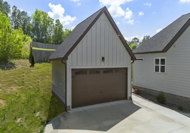 Homes for sale in Ringgold, GA | 879 Dedmon Rd, Ringgold, GA 30736 | MLS# 1533561