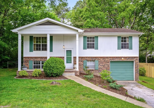 1st image of 8326 Middle Rd, Ooltewah, TN 37363 | MLS# 1533551