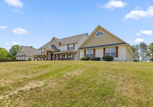 Homes for sale in Dayton, TN | 2979 Blythe Ferry Rd, Dayton, TN 37321 | MLS# 1538066
