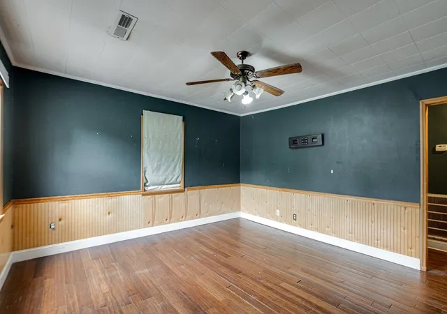 Photo 3 of Single family home for sale at 1304 Mcbrien Rd, Chattanooga, TN 37412 | MLS# 1533597 | Listing updated on 2026-08-27