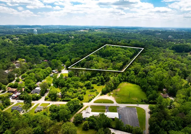1st image of 6130 Champion Rd, Chattanooga, TN 37416 | MLS# 1533613