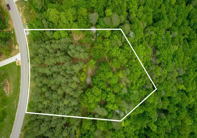 2nd image of 0 Crockett Pt #Jf160, Jasper, TN 37347 | MLS# 1534172