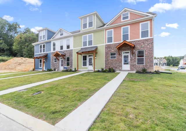 Photo 3 of Townhouse for sale at 1902 Cypress Ln, Cleveland, TN 37323 | MLS# 1533960 | Listing updated on 2026-08-31