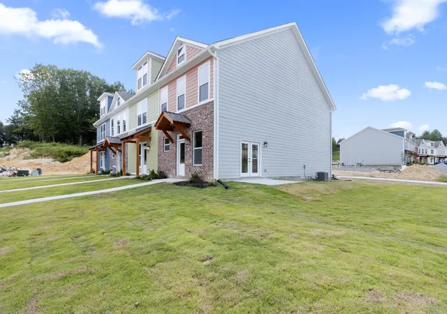 Photo 3 of Townhouse for sale at 1902 Cypress Ln, Cleveland, TN 37323 | MLS# 1533960 | Listing updated on 2026-08-31