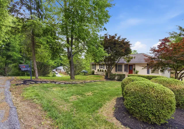 2nd image of 617 Mill St, Kingston, TN 37763 | MLS# 1535845