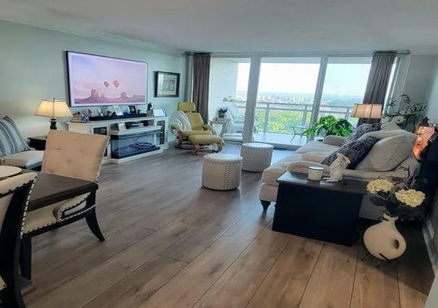 Photo 4 of Condo for sale at 1131 Stringers Ridge Rd #10G, Chattanooga, TN 37405 | MLS# 1533877 | Listing updated on 2026-10-12