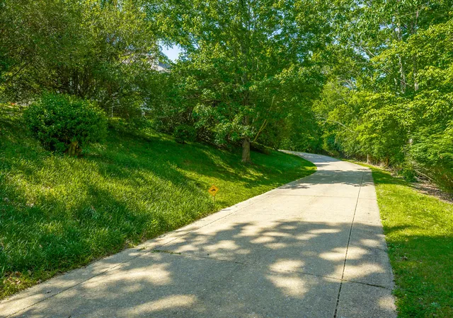 Homes for sale in Lookout Mountain, GA | 542 Turnberry Ln, Lookout Mountain, GA 30750 | MLS# 1535015