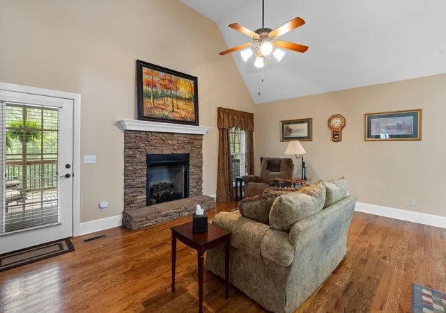 Photo 3 of Single family home for sale at 556 Kashaya Ln, Soddy Daisy, TN 37379 | MLS# 1534185 | Listing updated on 2026-08-03