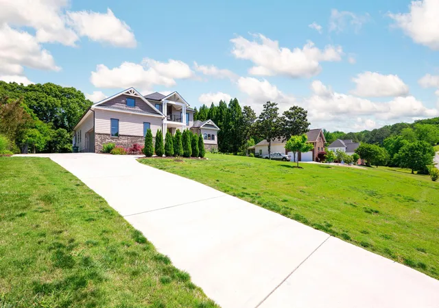 Homes for sale in Ringgold, GA | 219 Overlook Dr, Ringgold, GA 30736 | MLS# 1534030