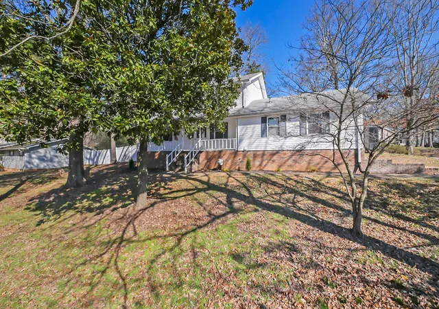 Homes for sale in Hixson, TN | 1843 Hidden Harbor Rd, Hixson, TN 37343 | MLS# 1533973