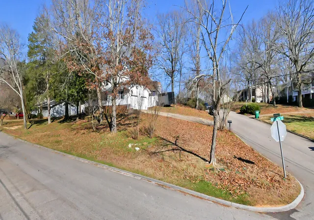 Homes for sale in Hixson, TN | 1843 Hidden Harbor Rd, Hixson, TN 37343 | MLS# 1533973