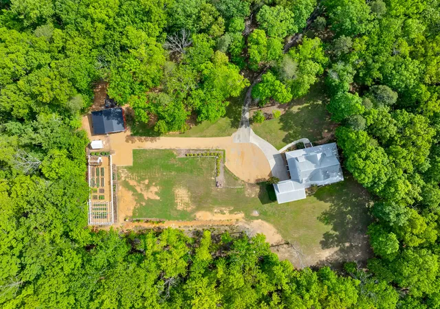 Homes for sale in Lookout Mountain, GA | 524 Payne Chapel Rd, Lookout Mountain, GA 30750 | MLS# 1534061