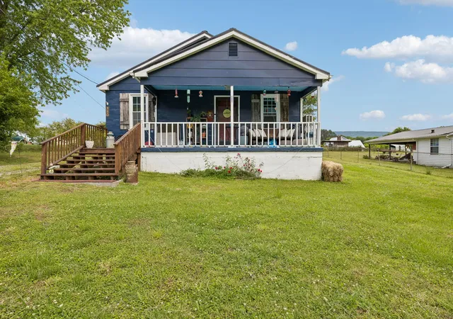 3rd image of 180 N Walnut St, Whitwell, TN 37397 | MLS# 1534081