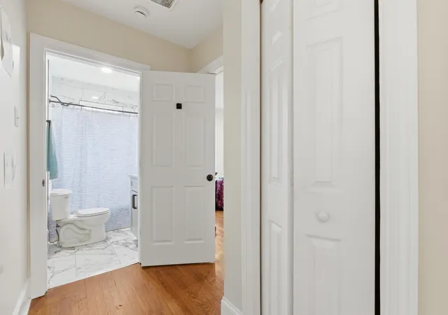 Photo 3 of Single family home for sale at 6133 E Brainerd Rd, Chattanooga, TN 37421 | MLS# 1534085 | Listing updated on 2026-10-05
