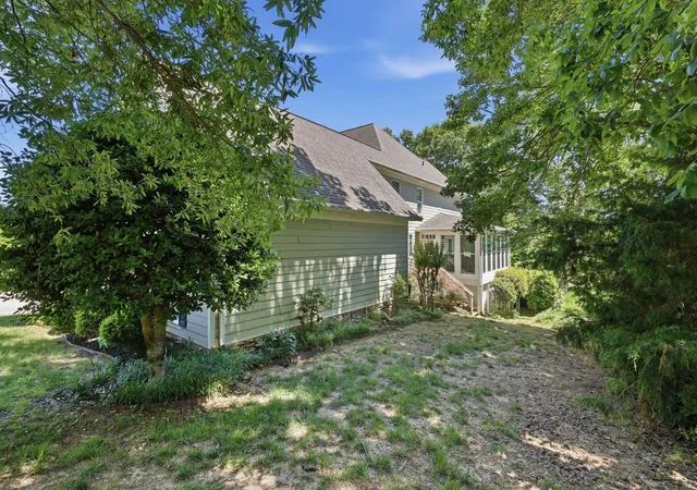 Photo 4 of Sale Pending at 1627 Windstone Dr, Ringgold, GA 30736 | MLS# 1534887 | Listing updated on 2026-08-27