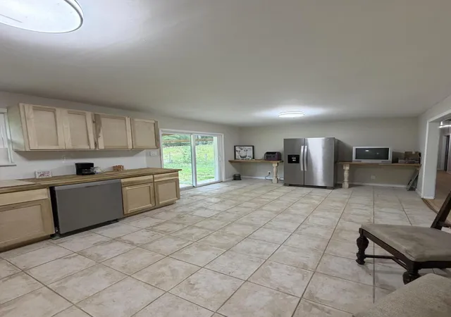 Photo 3 of Sale Pending at 1144 Ridgeway Rd, La Fayette, GA 30728 | MLS# 1534062 | Listing updated on 2026-08-16