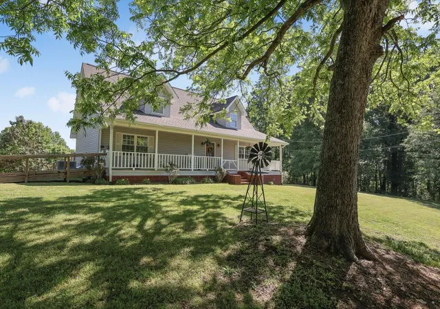 Homes for sale in Charleston, TN | 2371 Baker Bridge Rd Ne, Charleston, TN 37310 | MLS# 1534483