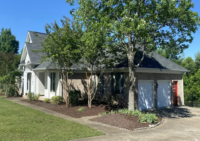 Photo 3 of Single family home for sale at 2102 Jenkins Rd, Chattanooga, TN 37421 | MLS# 1534291 | Listing updated on 2026-09-12