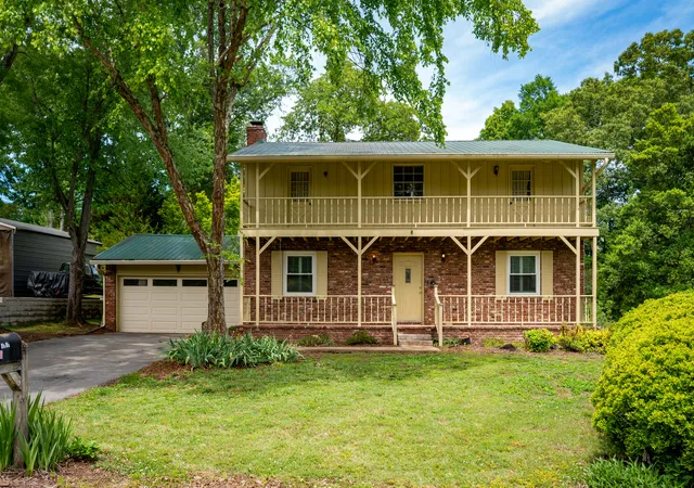 Photo 1 of Sale Pending at 1319 Highcrest Dr, Hixson, TN 37343 | MLS# 1534485 | Listing updated on 2026-09-05