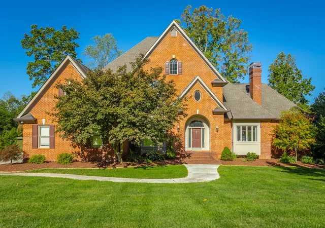 1st image of 25 Ridgerock Dr, Signal Mountain, TN 37377 | MLS# 1534461