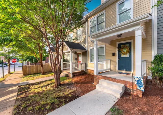 Homes for sale in Chattanooga, TN | 1077 Park Ave, Chattanooga, TN 37403 | MLS# 1534433