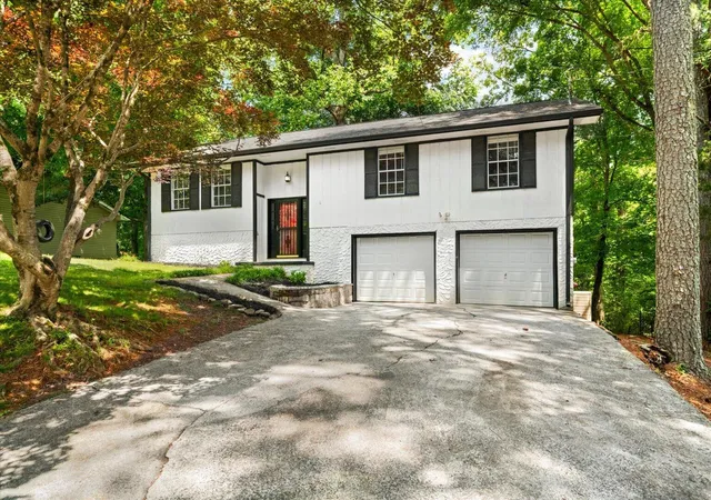 Homes for sale in Tunnel Hill, GA | 604 Pine Oaks Dr, Tunnel Hill, GA 30755 | MLS# 1534466