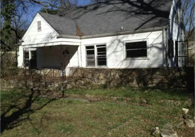 Photo 1 of Single family home for sale at 3727 Anderson Ave, Chattanooga, TN 37412 | MLS# 1534464 | Listing updated on 2026-05-11