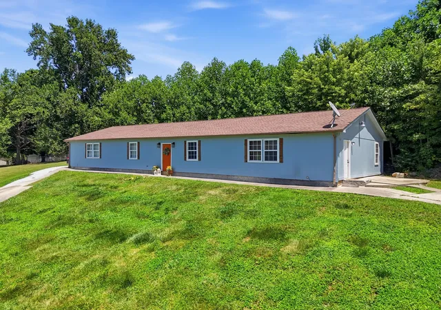 Homes for sale in Dayton, TN | 363 Hidden Hills Dr, Dayton, TN 37321 | MLS# 1534472