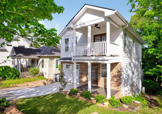 Homes for sale in Chattanooga, TN | 919 Forest Ave, Chattanooga, TN 37405 | MLS# 1534488