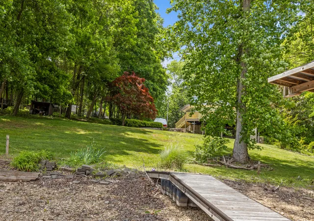 Photo 3 of Single family home for sale at 2266 N Shore Acres Rd, Soddy Daisy, TN 37379 | MLS# 1534693 | Listing updated on 2026-08-24