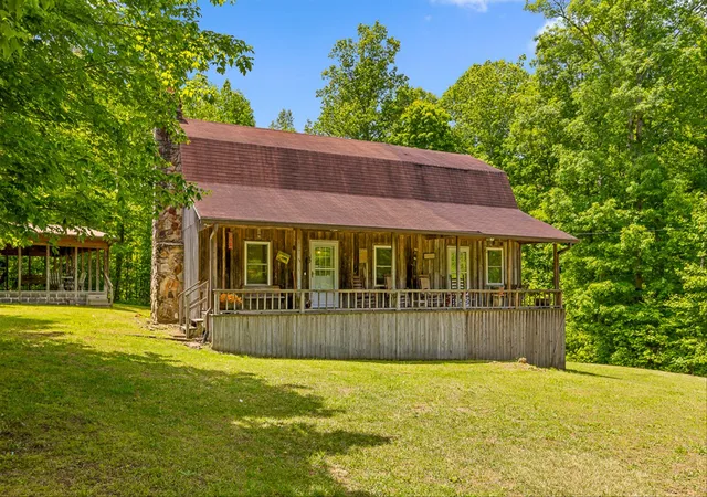 2nd image of 1052 County Road 332, Pisgah, AL 35765 | MLS# 1534524
