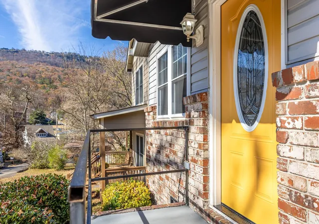 Homes for sale in Chattanooga, TN | 1313 W 46Th St, Chattanooga, TN 37409 | MLS# 1534591