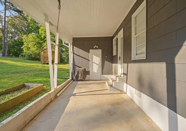 Homes for sale in La Fayette, GA | 92 W Morgan St, La Fayette, GA 30728 | MLS# 1534701