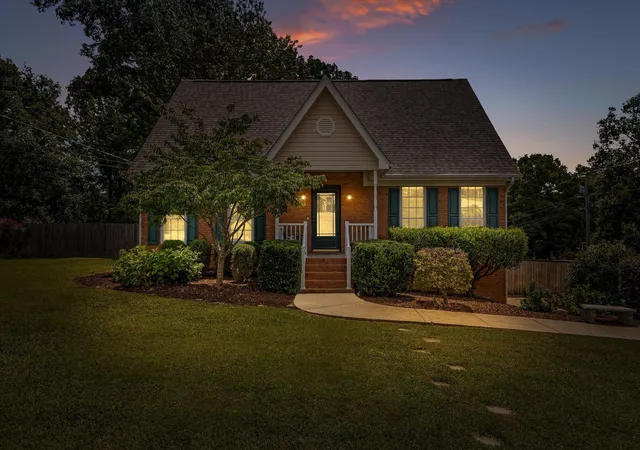 Homes for sale in Soddy Daisy, TN | 1140 Woodsage Dr, Soddy Daisy, TN 37379 | MLS# 1538398