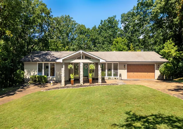 1st image of 5311 Fairview Rd, Hixson, TN 37343 | MLS# 1537030