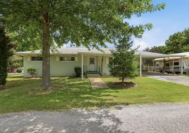 Photo 1 of Sale Pending at 5010 Kenner Ave, Chattanooga, TN 37415 | MLS# 1538071 | Listing updated on 2026-09-07
