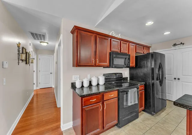Photo 3 of Townhouse for sale at 1716 Chelsa Dr NE, Cleveland, TN 37323 | MLS# 1534692 | Listing updated on 2026-09-21