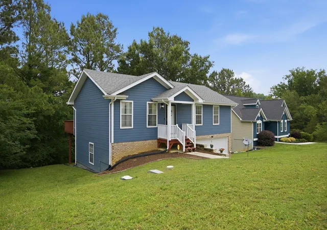 Photo 1 of Sale Pending at 124 Brently Woods Dr, Chattanooga, TN 37421 | MLS# 1534773 | Listing updated on 2026-07-12