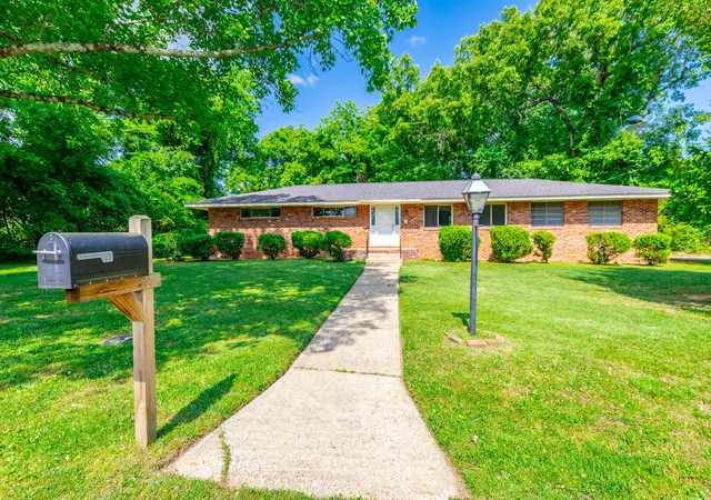 Photo 1 of Sale Pending at 1401 Fred Will Cir, Chattanooga, TN 37411 | MLS# 1534811 | Listing updated on 2026-06-28