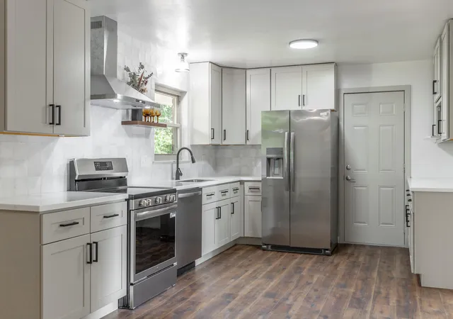 Photo 3 of Sale Pending at 1401 Fred Will Cir, Chattanooga, TN 37411 | MLS# 1534811 | Listing updated on 2026-06-28