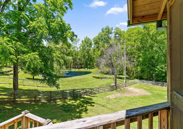 Homes for sale in Apison, TN | 10911 E Brainerd Rd, Apison, TN 37302 | MLS# 1534803