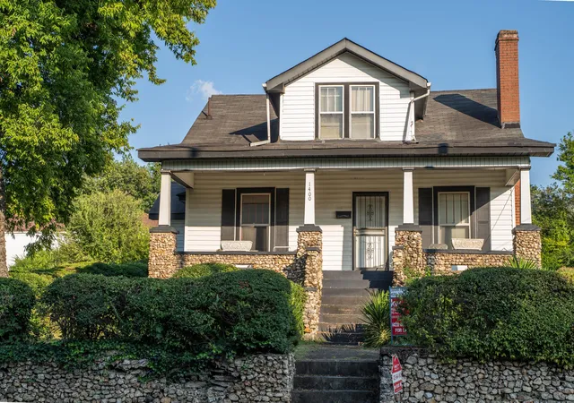 Homes for sale in Chattanooga, TN | 1400 Dodson Ave, Chattanooga, TN 37406 | MLS# 1534907