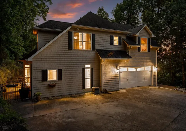 Photo 1 of Single family home for sale at 2399 Red Tail Ln, Chattanooga, TN 37421 | MLS# 1534995 | Listing updated on 2026-06-18