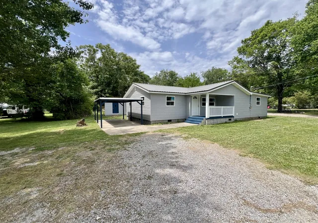 Homes for sale in Graysville, TN | 215 Burnett St, Graysville, TN 37338 | MLS# 1535004