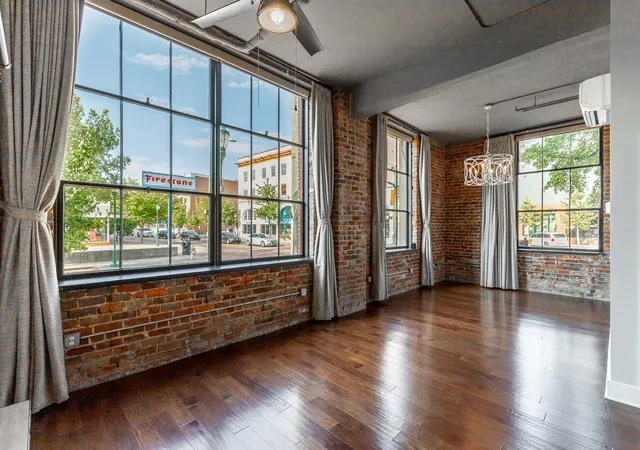 3rd image of 1301 Market St #106, Chattanooga, TN 37402 | MLS# 1535037